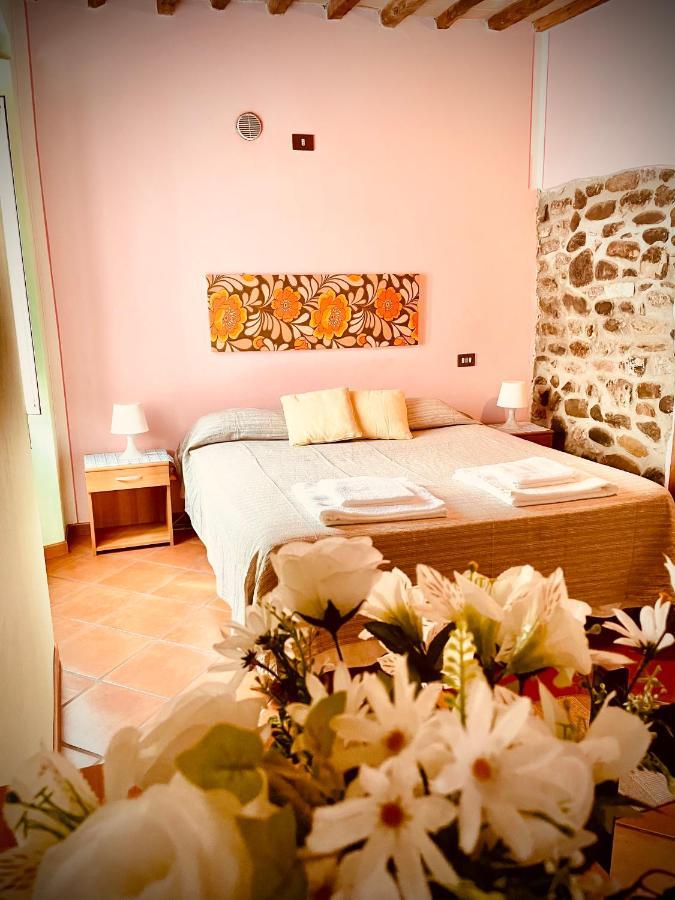 In Castello Hotel Gallicano Екстериор снимка