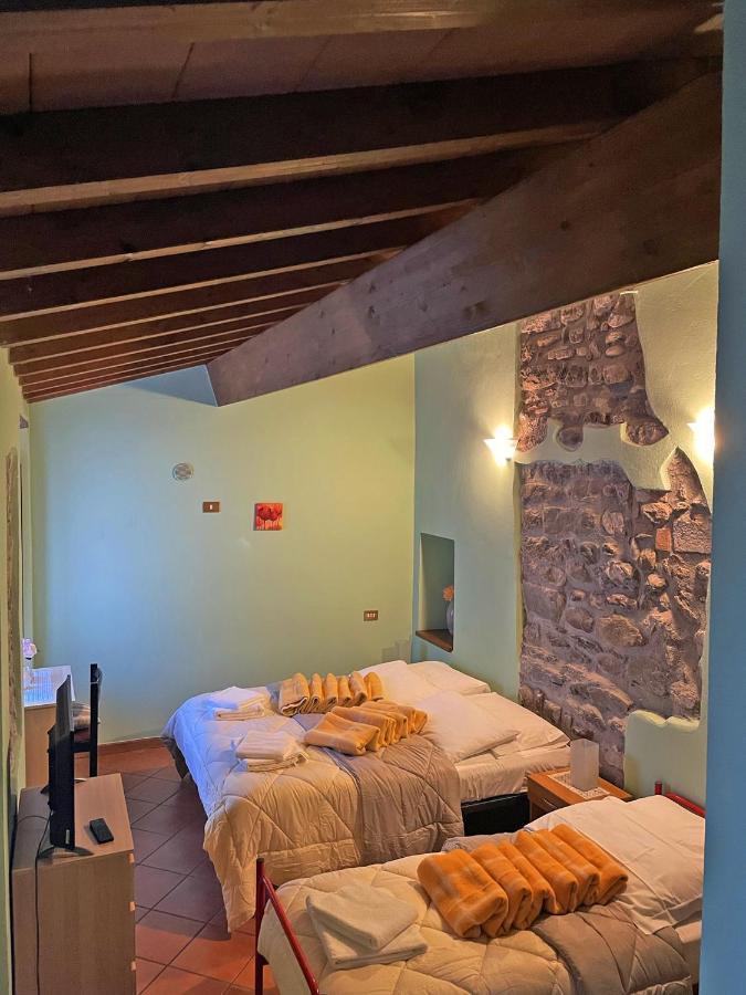 In Castello Hotel Gallicano Екстериор снимка